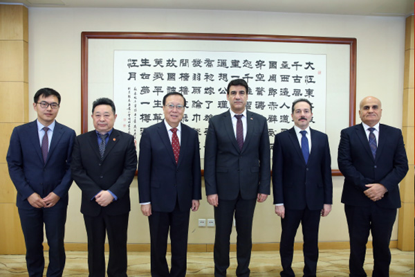  全国人大外事委员会副主任委员郝平会见伊拉克驻华大使舒尔什·赛义德