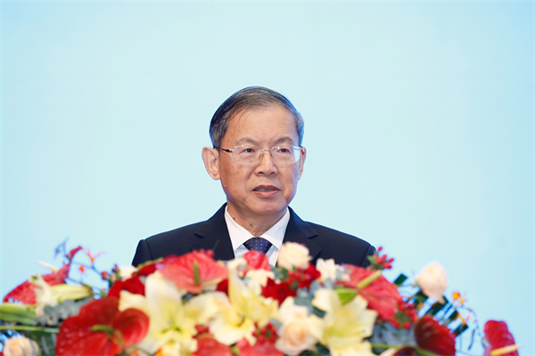  2023年中国（广西）非公有制经济发展论坛在南宁举行郝明金出席论坛并致辞