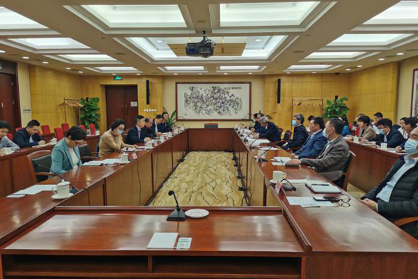  预算工委党支部举办“走好中国特色社会主义金融发展之路、建设金融强国，加强财政政策和货币政策协调配合”专题讲座