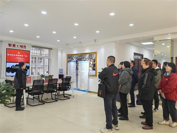  凝聚代表力量 助推城市治理