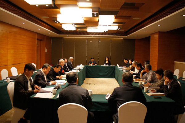  2023年度民盟中央领导班子“凝心铸魂强根基、团结奋进新征程”主题教育专题民主生活会在京召开丁仲礼主持会议