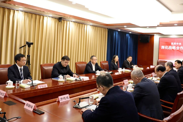  民革中央与武汉大学签署深化战略合作协议郑建邦出席并讲话